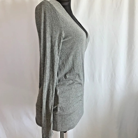 BCBG Maxazria Gray Knit Faux Wrap Top - Size Extra Small NWT - Picture 3 of 5